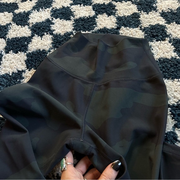 Alo Women's High Waist Camo Vapor Legging Hunter Camouflage Size XXS - Picture 4 of 5